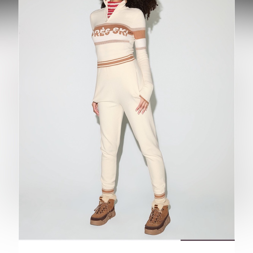 Vs pink apres ski set